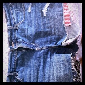 Old navy boyfriend shorts